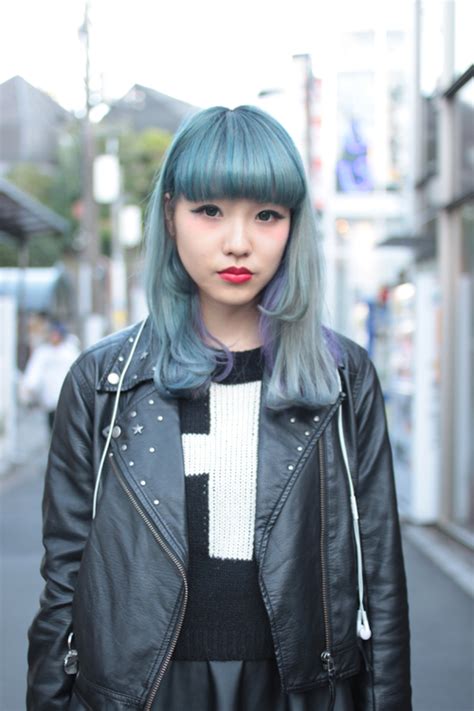 Blue is another unusual hair color, but which is pretty popular among kpop stars, including from dark blue to light blue tones, combined with dark brown, black, purple, or grey, this eccentric hair. What is the best Asian hair colour?