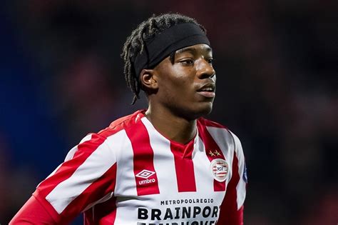 He moved to dutch club . Groot talent Madueke wijst Jong PSV de weg tegen Excelsior ...