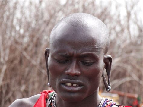Different Beauty Standard In Massai Kenya Massai Peuple Stretch Their