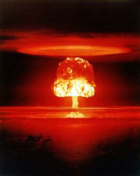 Hd Wallpaper Explosion Bikini Atoll Atomic Bomb Vintage Wallpaper