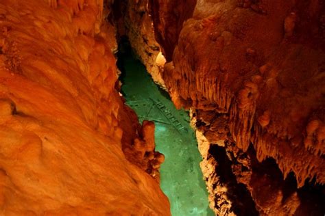6 Caves In Missouri Made For Scenic Spelunking