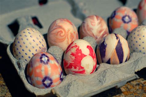 Renaissance Home Silk Dyeing Easter Eggs