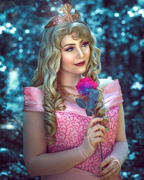 Disney Princess Aurora Sleeping Beauty Cosplay Park Accurate Pink Gown Disneyland Disneyworld