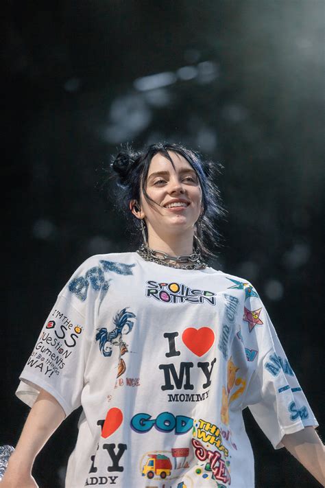 Download wallpaper 1920x1080 billie eilish music. Billie Eilish Comes Out and Plays at Marymoor Park - The ...