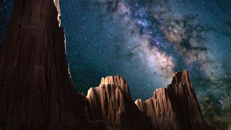 Starry Sky Cathedral Gorge State Park 4k Wallpapers Hd Wallpapers