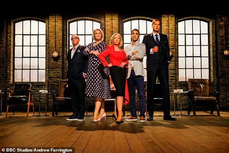 Dragons Den Ceo Steven Bartlett Makes History As Youngest Ever Dragon