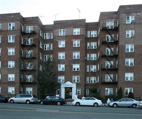 York Apartments 77 34 Austin St Forest Hills Ny Flickr