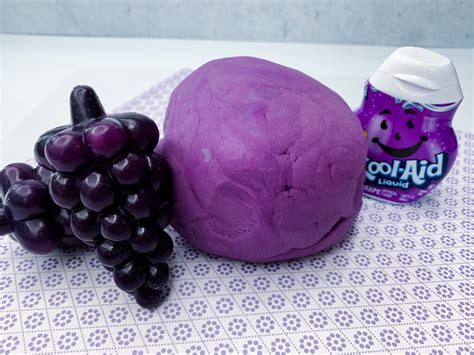 Great Grape Scented Play Dough Recipe Play To Learn Preschool