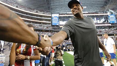 Cowboys Release Michael Sam Nfls First Openly Gay Player From