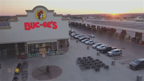 Massive Gas Station Chain Buc Ees Hopes To Rival Johnsons Iconic
