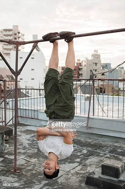 Guy Hanging Upside Down Bildbanksfoton Och Bilder Getty Images