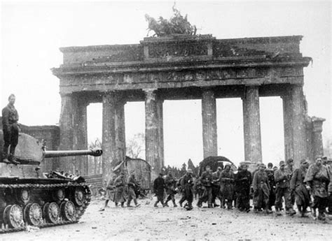 Address, history, public transport and more. Soviet Forces - Brandenburg Gate