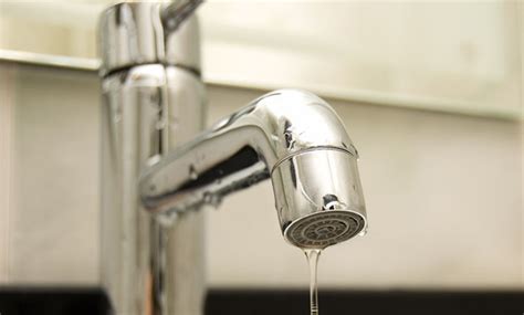 Moen pull out kitchen faucet leaking problem or moen pull down kitchen faucet leaking problem both have the same solution to fix a kitchen faucet leak. How To Fix a Leaking Kitchen Faucet? • Faucet Mag