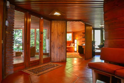 Photo 5 Of 13 In A Handsome Hexagonal Home By Frank Lloyd Wright Wants