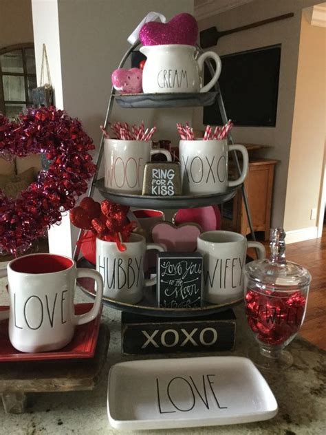 150 Sweet And Romantic Valentines Home Decorations That Are Really Easy To Do Hike N Dip