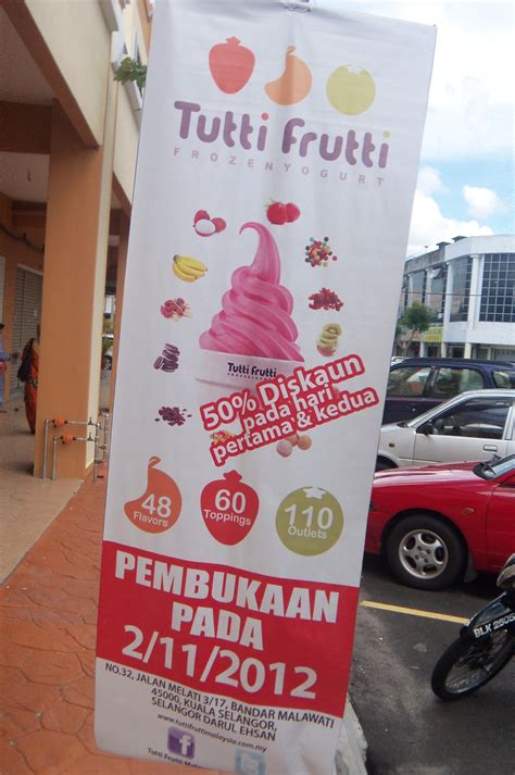 Order pizza for delivery from pizza hut indonesia. Stanza Seorang Bloger: Hari Pembukaan Tutti Frutti Kuala ...