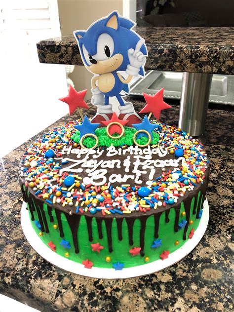 Sonic The Hedgehog Themed Cake