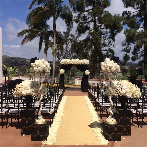 I highly recommend a beach wedding ceremony! Wedding ceremony - black and gold - Blush Botanicals ...