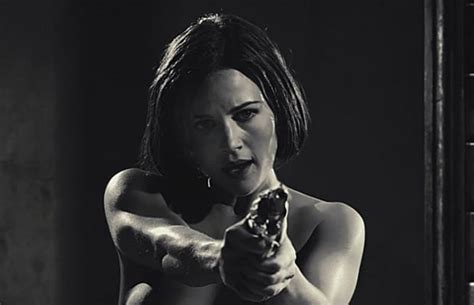 Sin City The 25 Greatest Moments Of Female Nudity In Hollywood Movies