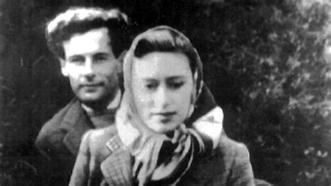 Princess margaret wasn't able to marry peter townsend as he was divorced. War hero's royal romance shot down by officialdom | Daily Telegraph