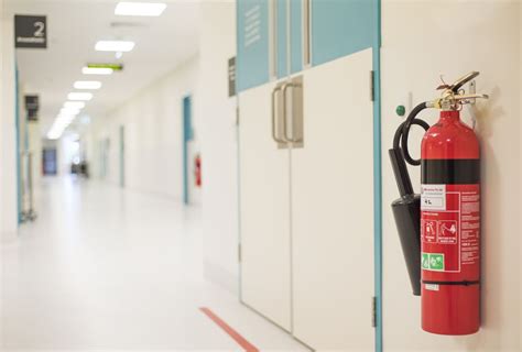 How To Use A Fire Extinguisher Advanced Consulting And Training