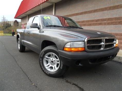 Purchase Used 2004 Dodge Dakota Sxt Automatic Extended Cabin One Owner