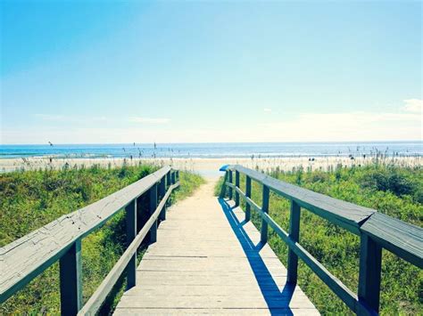 Best Beaches Worth Visiting In October Jetsetter South Carolina Vacation South Carolina