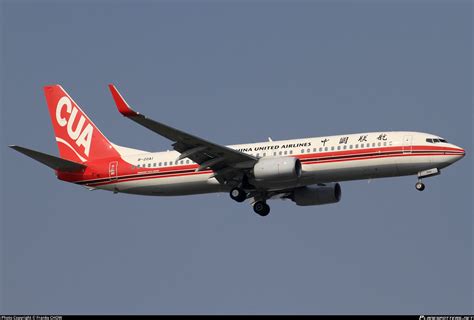 B 20a1 China United Airlines Boeing 737 89pwl Photo By Franky Chow