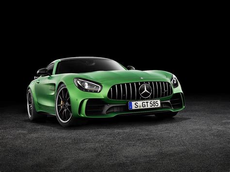 Mercedes Amg Gt R Beast Of The Green Hell Drifts On The Wet Ring