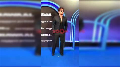 Tiger Shroff Looks Dapper As He Arrives In An All Black Outfit At