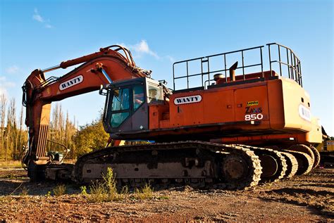Hitachi Zaxis 850h One Of The Larger Hitachi Excavators Th Flickr