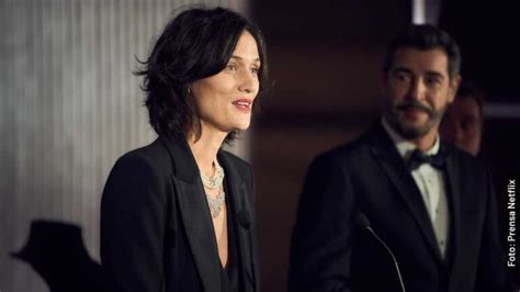 To retrieve incriminating evidence on hubert, assane enlists the help of a journalist. Ella es Clotilde Hesme, Juliette Pellegrini en Lupin ...