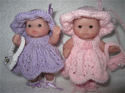 Easily make an adorable knit baby blanket featuring gingham blocks. Ravelry: Pretty Party Dress Set 5inch Berenguer Baby Doll ...