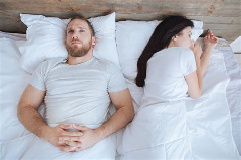 how separate bedding can help couples sleep better this lady blogs