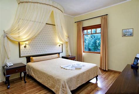 Check spelling or type a new query. Zimmer im Hotel Halepa in Chania buchen