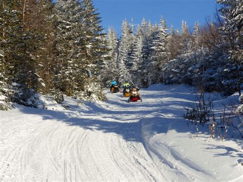 Chaudière Appalaches Quebec Snowmobile Tour Intrepid Snowmobiler