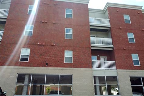 The Banks At Berkley 701 S Main St Norfolk Va Apartments For Rent