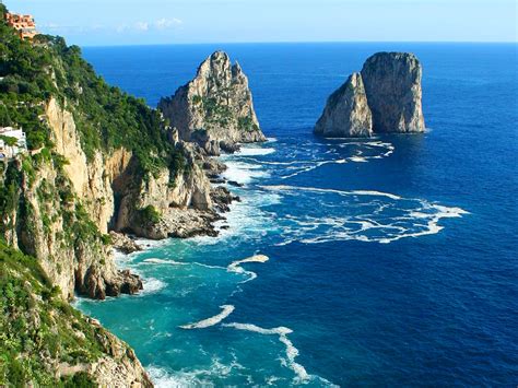 Intelliblog Travel Tuesday 137 Capri Italy