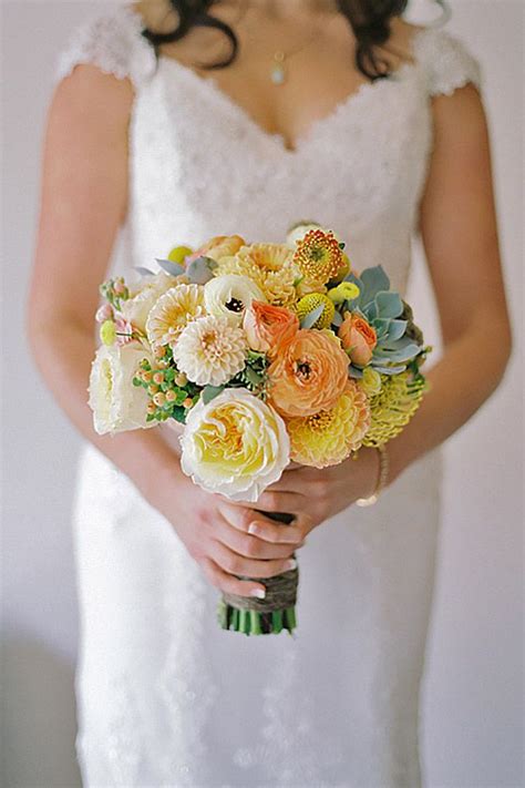 If the flowers were given upside down, then the idea being conveyed was the opposite of what was. 18 Most Popular Wedding Flowers | Wedding Forward ...