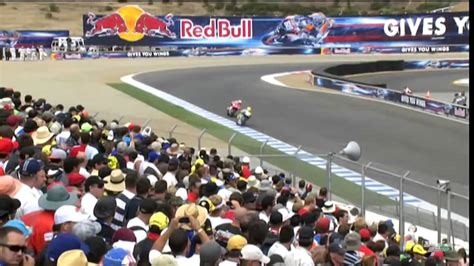 Five years on from valentino rossi's move on casey stoner at the corkscrew, it was the italian's turn to be overtaken by marc. Valentino Rossi vs Casey Stoner - Laguna Seca - YouTube