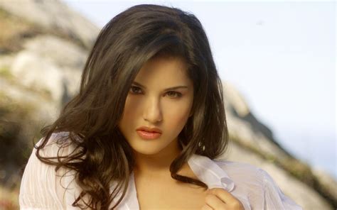 Masti For Time Pass Sunny Leone Says She S Grown As Actor Dancer