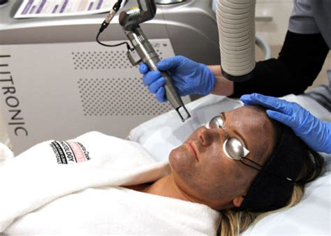 The laser beam must focus on the pigment in the hair follicle. Laser hair removal Montreal • Facial rejuvenation • IPL Lab