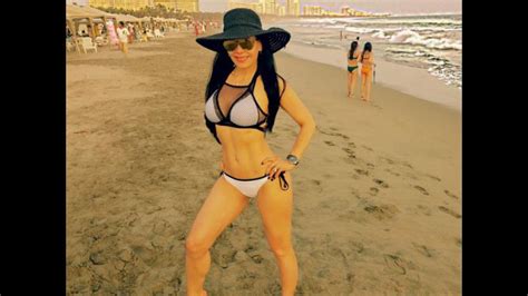 Maribel Guardia Actriz De 55 Años Luce Su Cuerpo Con Diminuto Bikini