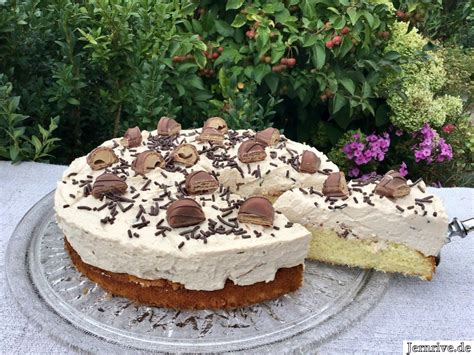 Jetzt ausprobieren mit ♥ chefkoch.de ♥. Buenotorte - Torte mit Kinderschokolade und Bueno - Aus ...