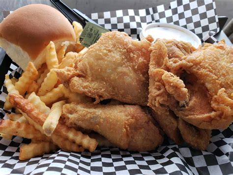 4 places serving the best Broasted chicken in Minnesota – Give Me The Mike