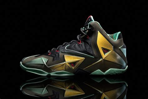 Lebron James Shoes 11 Wallpapers Wallpaper Cave