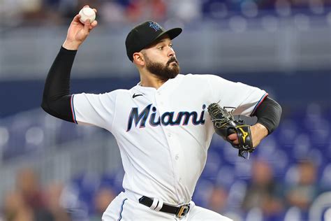 For Miami Marlins Fans Theres No Thrill In Mlb Trade Deadline Day