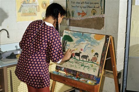 Biarpun keseruan gambar itu terlihat sederhana, namun gambar itu dapat mengubah mood kalian, dari yang awalnya cemberut dapat berubah ceria ketika melihatnya. Sketsa Mewarnai Luar Angkasa - Moa Gambar