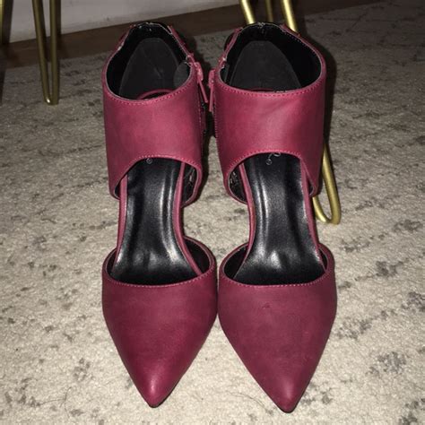 Qupid Shoes Qupid Womens Size 6 Wine Colored Heels Poshmark