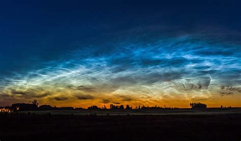 Noctilucent Clouds What They Are How To See Them Bbc Sky At Night